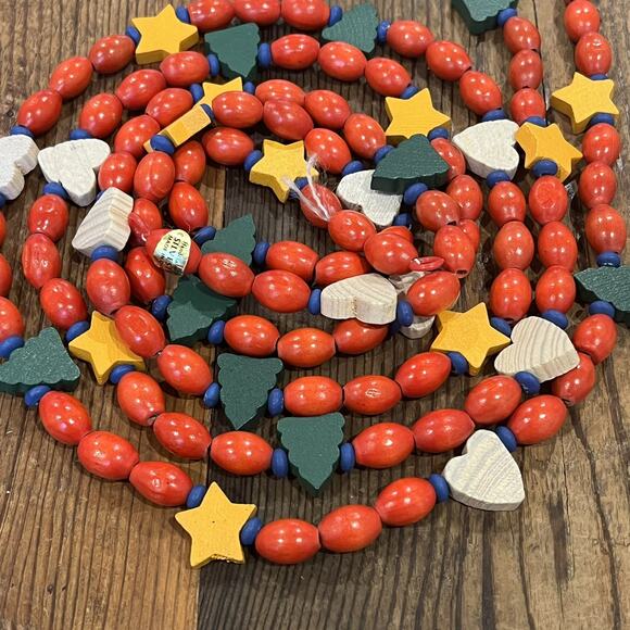 4 Strands Silvestri Christmas Tree Garland Wood Bead Hearts Starts Red Green 94" - Picture 6 of 12